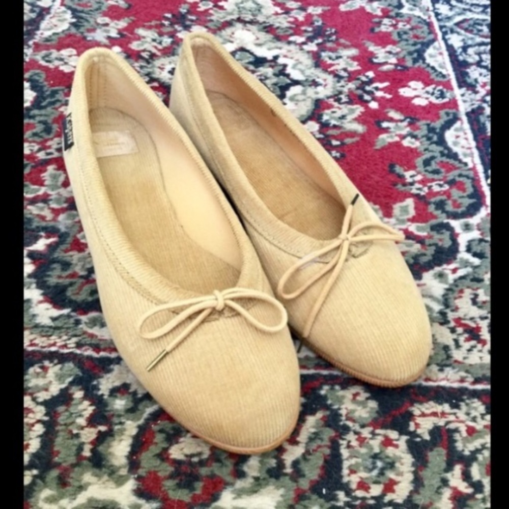Vintage Tan Ballet Flats